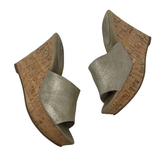 70 Post Paris Lainie Gold Leather Wedge Size 8.5 Open Toe Cork Heel - Picture 4 of 9